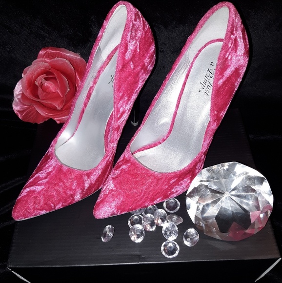 Pink Velvet Heels - Picture 4 of 4